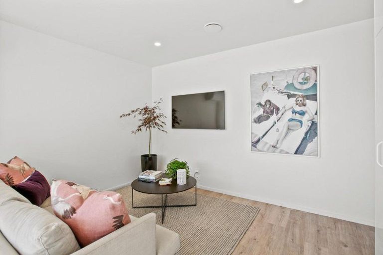 Photo of property in 48 Lorna Street, Lynmouth, New Plymouth, 4310
