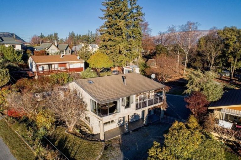 Photo of property in 6 Mackay Street, Wanaka, 9305