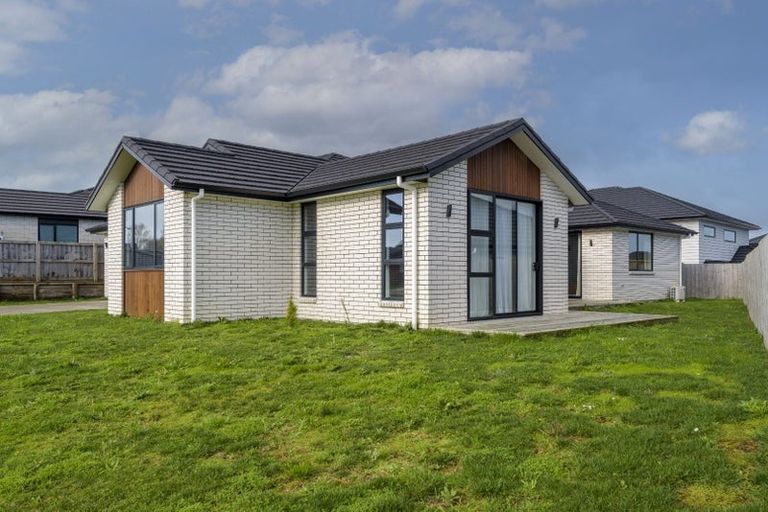 Photo of property in 22 Tokerau Drive, Rototuna North, Hamilton, 3210
