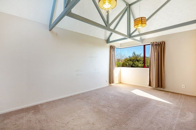 Photo of property in 16 James Cook Drive, Whitby, Porirua, 5024