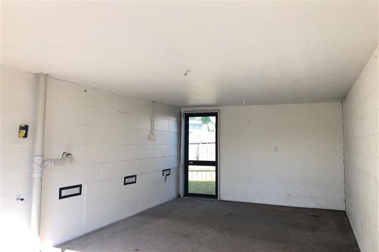 Photo of property in 2/63 John Walker Drive, Manurewa, Auckland, 2102