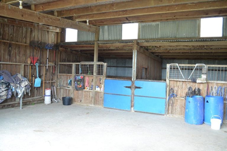 Photo of property in 2966 State Highway 2, Waipukurau, 4281
