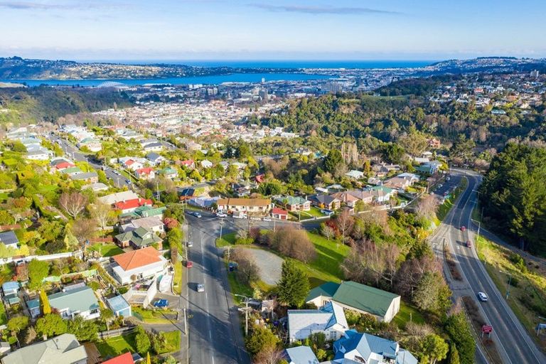 Photo of property in 211 Pine Hill Road, Dalmore, Dunedin, 9010