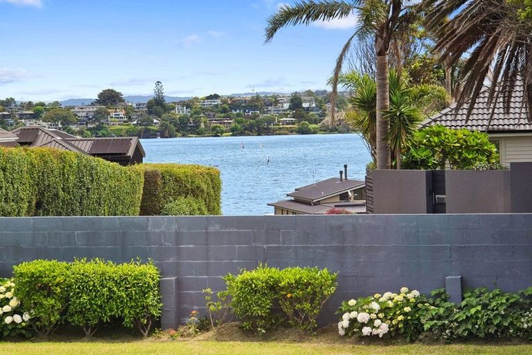 Photo of property in 35 Kitchener Road, Takapuna, Auckland, 0622