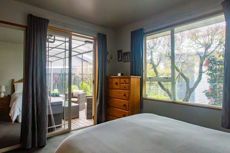 Photo of property in 5 Rochfort Place, Westport, 7825