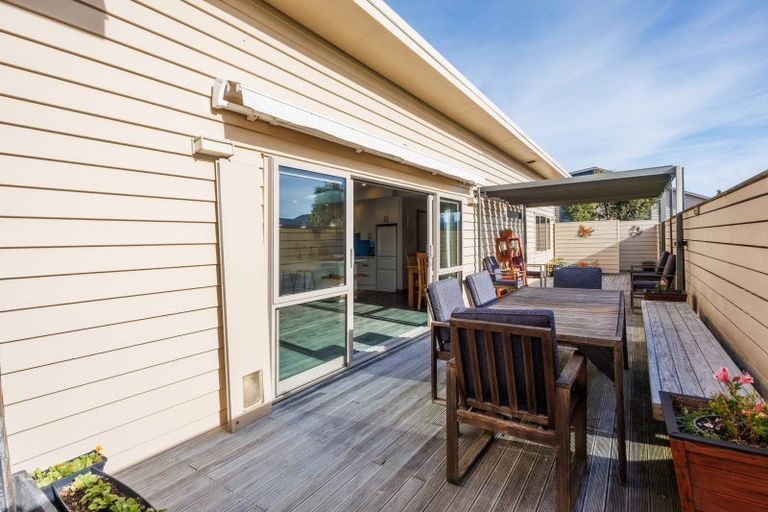Photo of property in 3 Forbes Road, Foxton Beach, Foxton, 4815