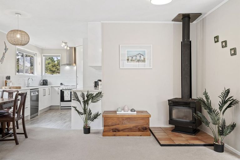 Photo of property in 1/22 Hobby Avenue, Birkdale, Auckland, 0626