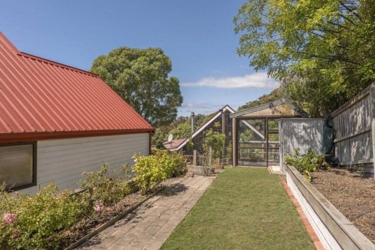 Photo of property in 4 De Thier Lane, Richmond Hill, Christchurch, 8081