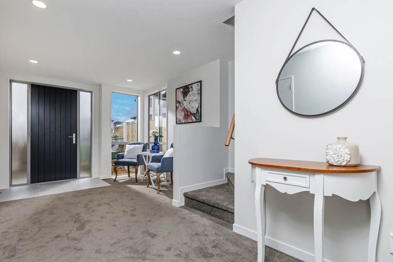 Photo of property in 37 Bight Road, Long Bay, Auckland, 0630