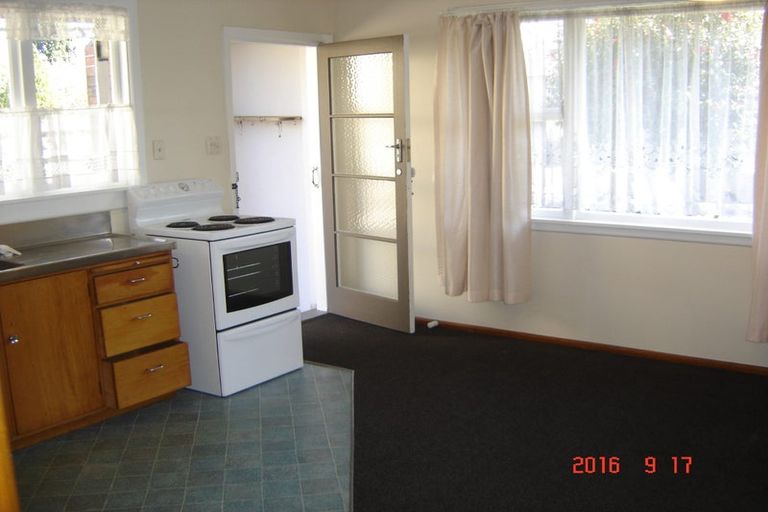 Photo of property in 1/24 Aikmans Road, Merivale, Christchurch, 8014