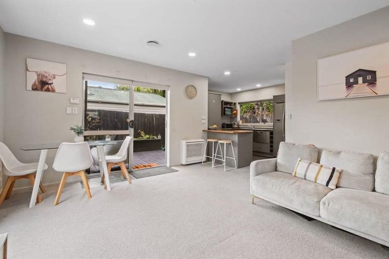 Photo of property in 4a Burnbrae Street, Saint Martins, Christchurch, 8022