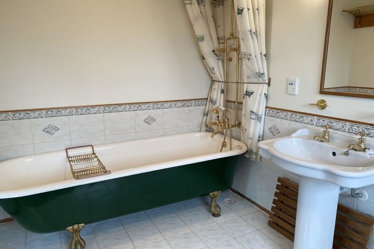 Photo of property in 15 The Quarterdeck, Whitby, Porirua, 5024