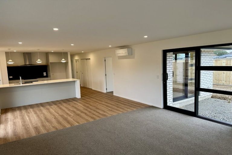 Photo of property in 24 Pahiki Crescent, Levin, 5510