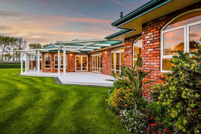 Photo of property in 211 Tawhiti Road, Hawera, 4672