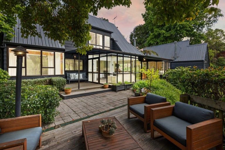 Photo of property in 31 Selwyn Road, Havelock North, 4130