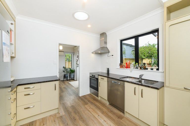 Photo of property in 20 Epsom Road, Hokowhitu, Palmerston North, 4410