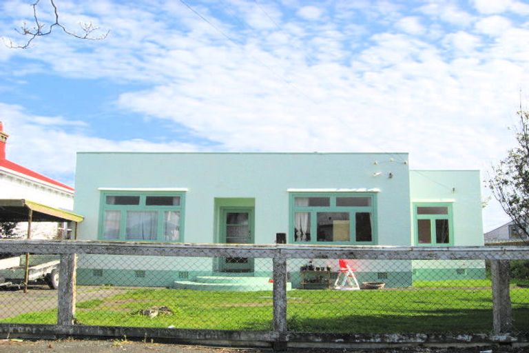 Photo of property in 15 Kings Avenue, Gonville, Whanganui, 4501