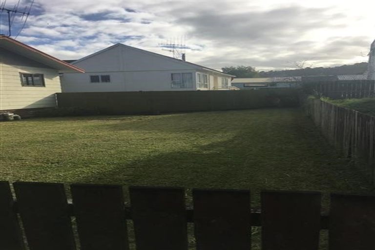 Photo of property in 3 Rose Place, Te Kamo, Whangarei, 0112