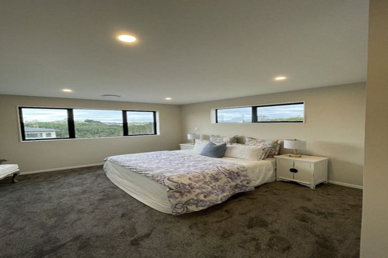 Photo of property in 34 Grand Ridge Avenue, Flat Bush, Auckland, 2019