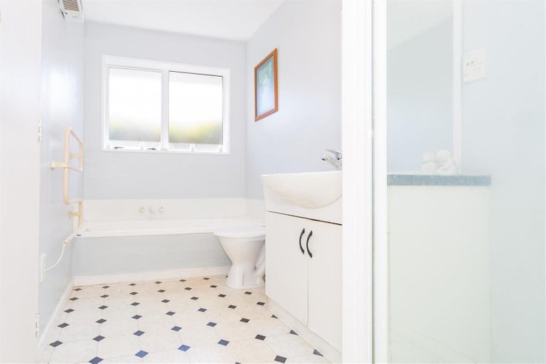 Photo of property in 12 Gore Street, Halswell, Christchurch, 8025