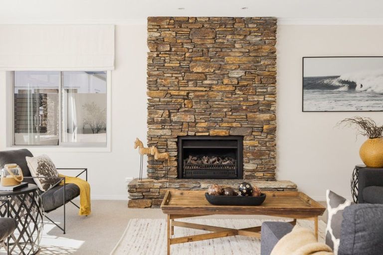 Photo of property in 25 Berwick Place, Mount Maunganui, 3116