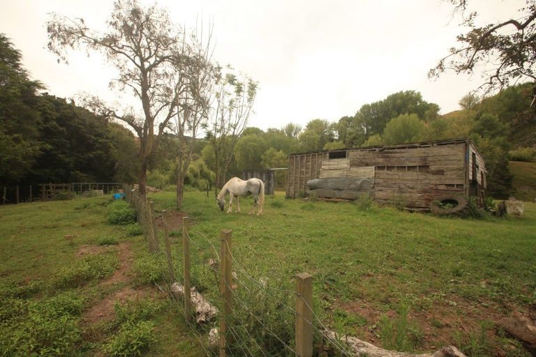 Photo of property in 1159 Kanakanaia Road, Whatatutu, Te Karaka, 4091