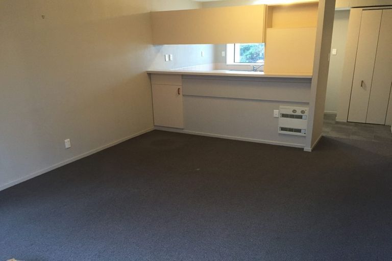 Photo of property in 33d Peverel Street, Riccarton, Christchurch, 8011