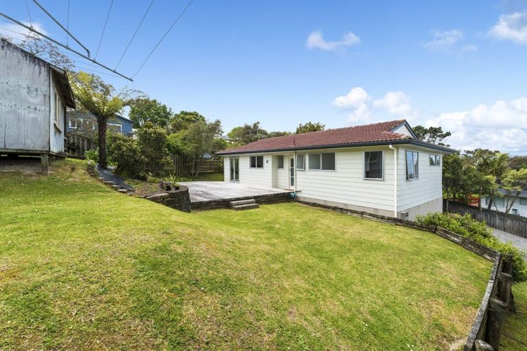 Photo of property in 37 Clyma Place, Massey, Auckland, 0614