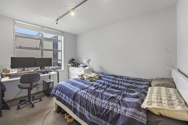 Photo of property in Vespa Apartments, 505/20 Hanson Street, Mount Cook, Wellington, 6021