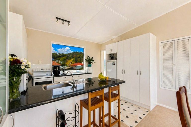 Photo of property in 112 Kuranui Street, Thames, 3500