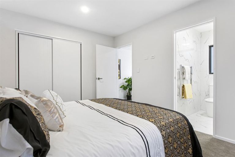 Photo of property in 147d Rathgar Road, Henderson, Auckland, 0610