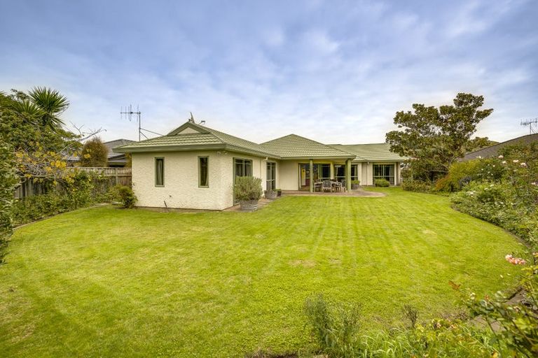 Photo of property in 6 Jacaranda Place, Greenmeadows, Napier, 4112