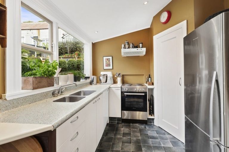 Photo of property in 73 Coromandel Street, Newtown, Wellington, 6021