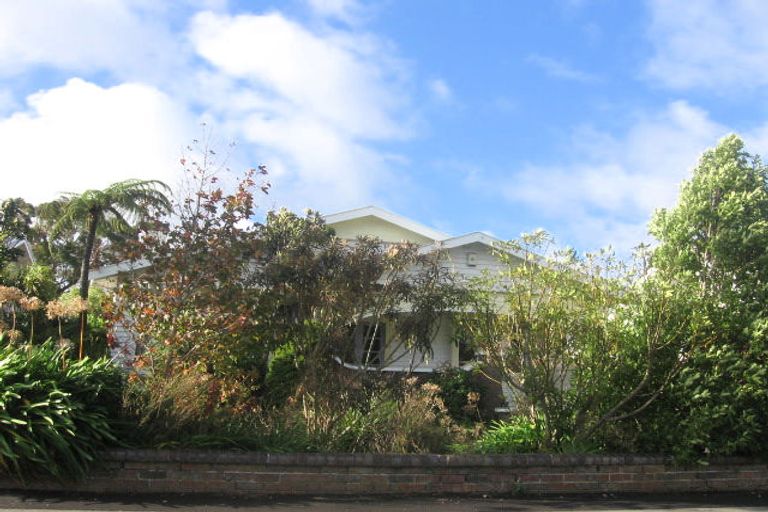 Photo of property in 31 Shamrock Street, Takaro, Palmerston North, 4412