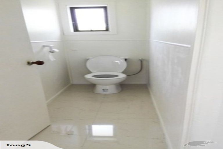 Photo of property in 29 Fairdene Avenue, Henderson, Auckland, 0610