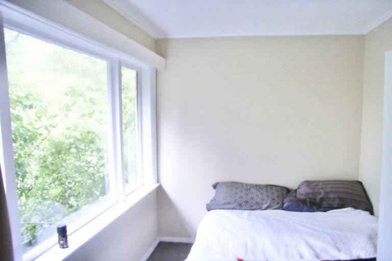 Photo of property in 42 Chaytor Street, Northland, Wellington, 6012