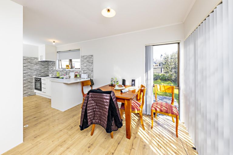 Photo of property in 3 Dewhurst Place, Favona, Auckland, 2024