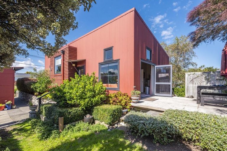 Photo of property in 5a Percival Road, Paraparaumu Beach, Paraparaumu, 5032