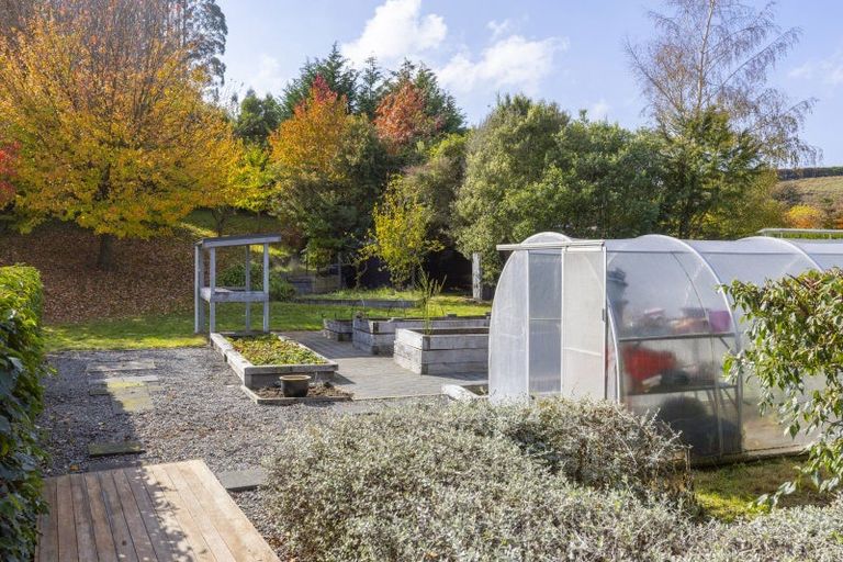 Photo of property in 60 Dalmore Way, Acacia Bay, Taupo, 3385