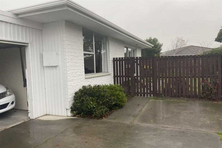 Photo of property in 2/510 Linwood Avenue, Woolston, Christchurch, 8062