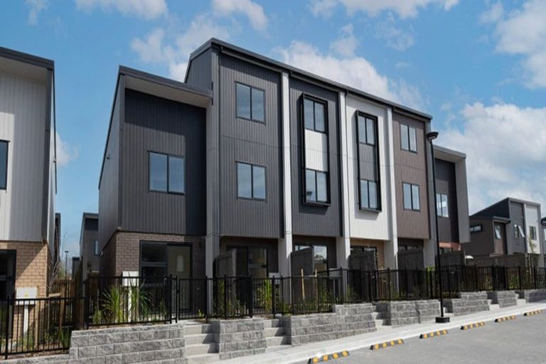 Photo of property in 75 Selo Street, Glen Eden, Auckland, 0602