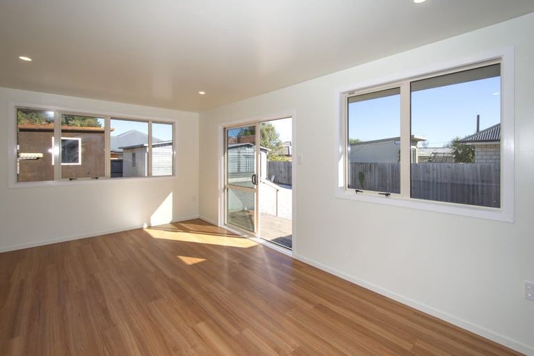 Photo of property in 106 Bickerton Street, Wainoni, Christchurch, 8061