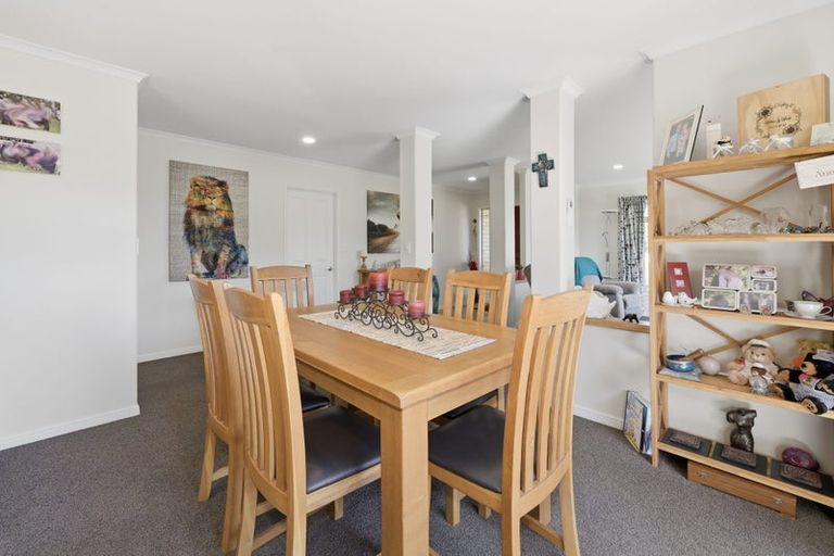 Photo of property in 58 Pacific Cove Drive, Papamoa Beach, Papamoa, 3118