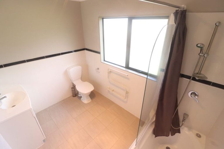 Photo of property in 45 Helleur Road, Massey, Auckland, 0614