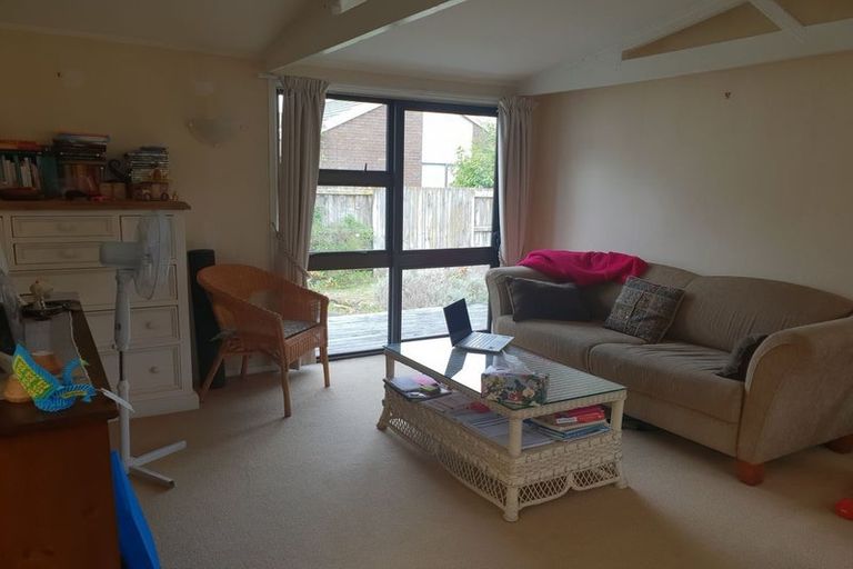 Photo of property in 1/69 Howe Street, Howick, Auckland, 2014