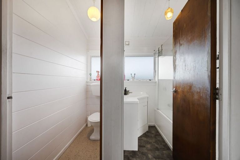 Photo of property in 27 Egmont Street, Kaponga, Hawera, 4679