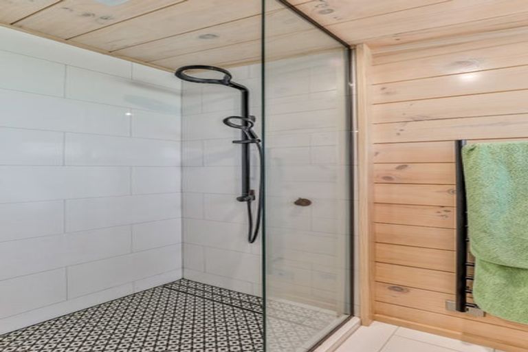 Photo of property in 32 Collingwood Drive, Tikitere, Rotorua, 3074