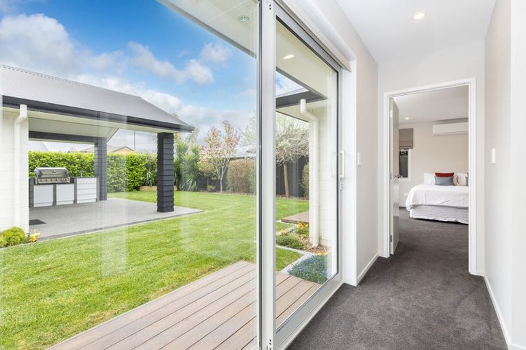 Photo of property in 18 Lilac Close, Cambridge, 3434