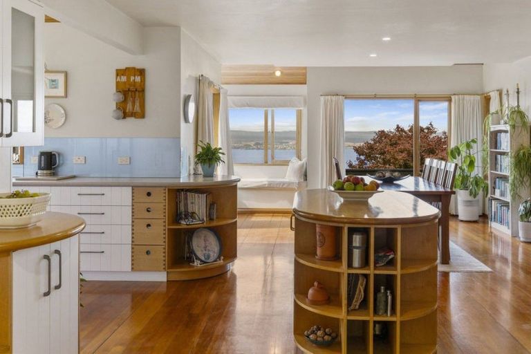 Photo of property in 21 Brunette Drive, Acacia Bay, Taupo, 3330
