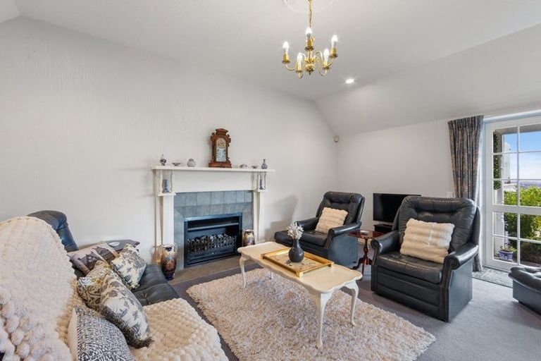 Photo of property in 2/27 Lookaway Place, Huntsbury, Christchurch, 8022